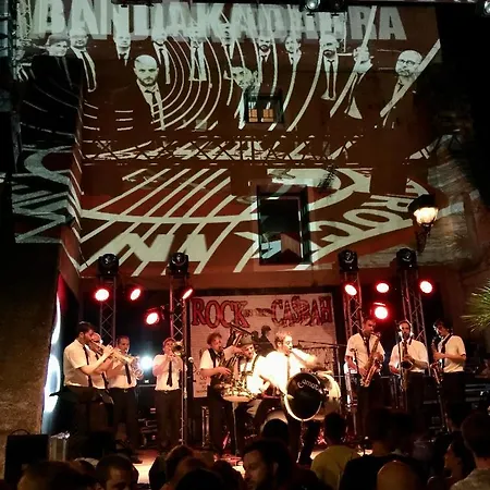 Ai Piedi Della Pigna * Sanremo