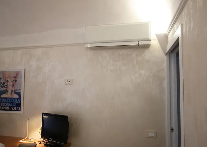 Ai Piedi Della Pigna