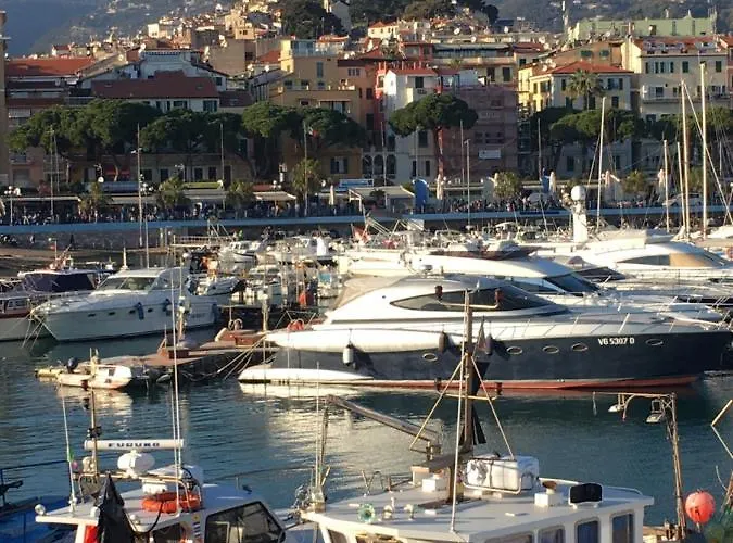 Ai Piedi Della Pigna * Санремо