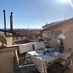 Ai Piedi Della Pigna *